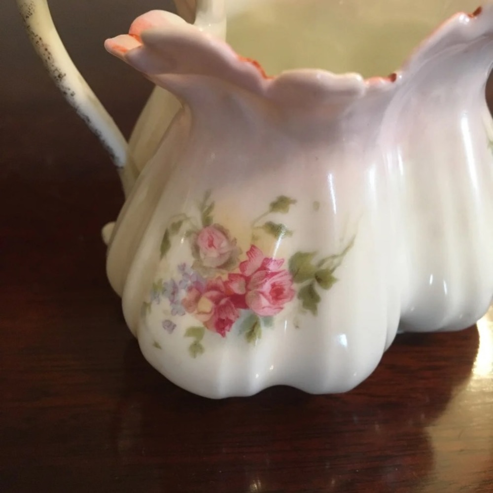 Vintage Porcelain Creamer - Picture 6 of 8
